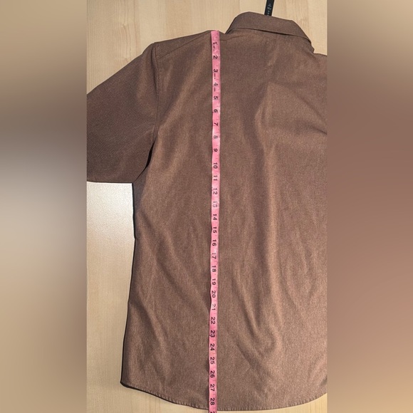 Lululemon SS Button Down Men
Sz L - Picture 7 of 7